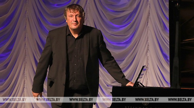 Концертом известного пианиста Бориса Березовского открыли фестиваль Соллертинского в Витебске
